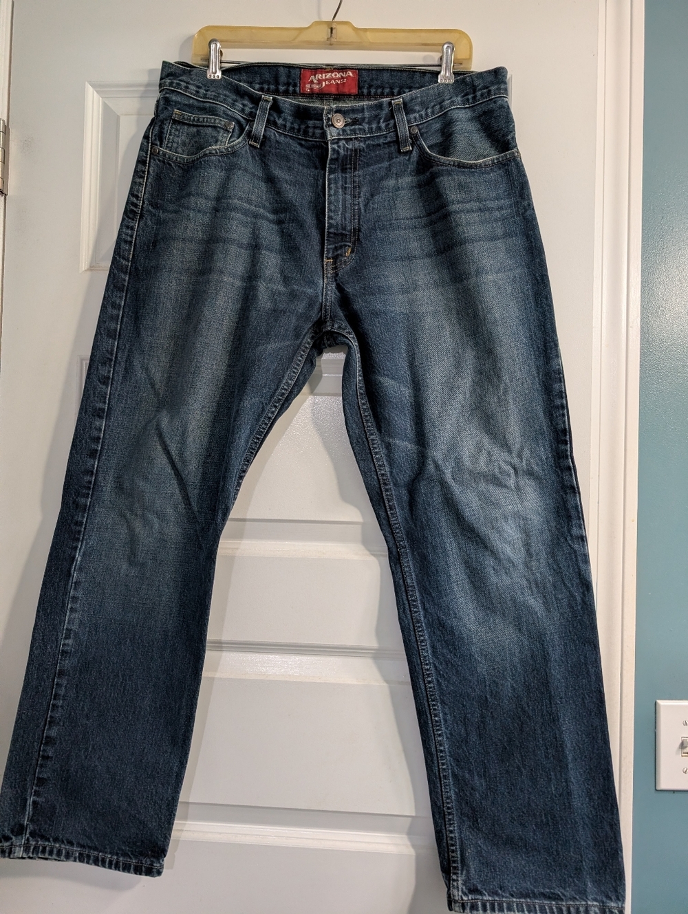 Arizona Jean Company Vintage Wash Men’s Straight Jeans - Blue